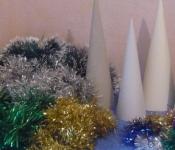Новогодние украшения: мастерим своими руками снежинки, елочные шары, гирлянды, венки
